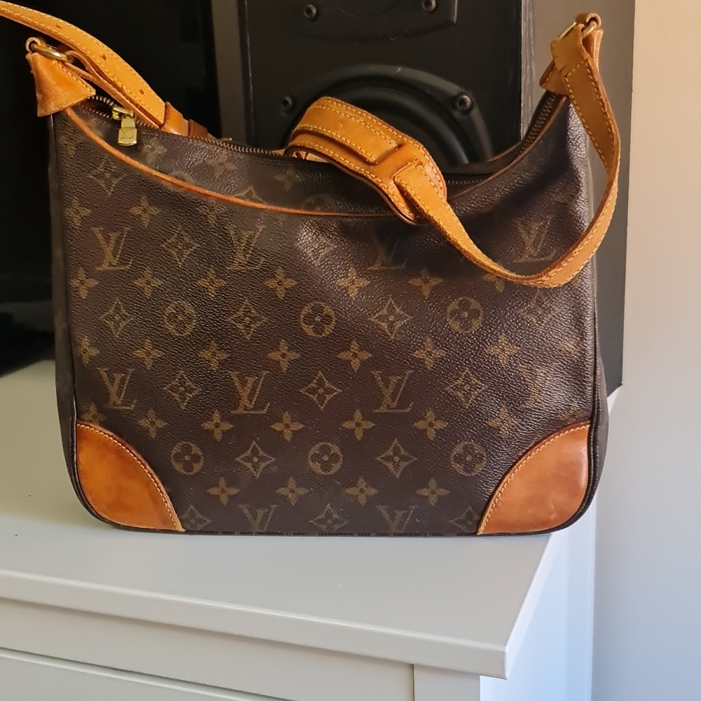 LV boulognese